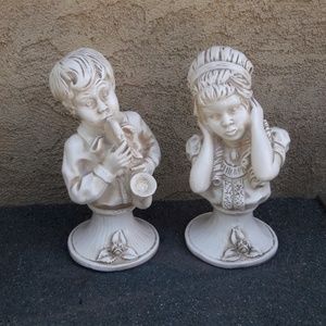 Universal Statuary statue set